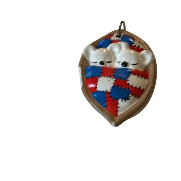Vintage Ceramic Sleeping Bears Pendant Red Blue Blanket With FLAW - Picture 1 of 5